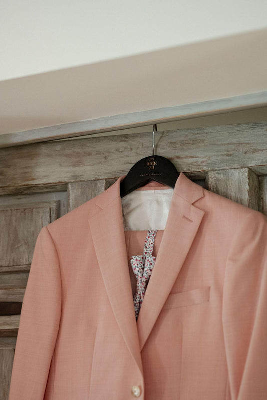 Cintre personnalisé – Mariage & Événements