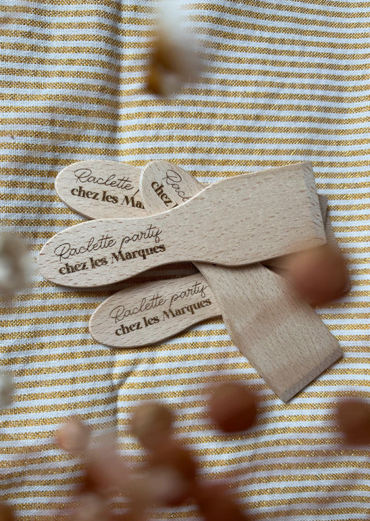 🧀 Spatules à Raclette Personnalisées en Bois de Hêtre – Jura