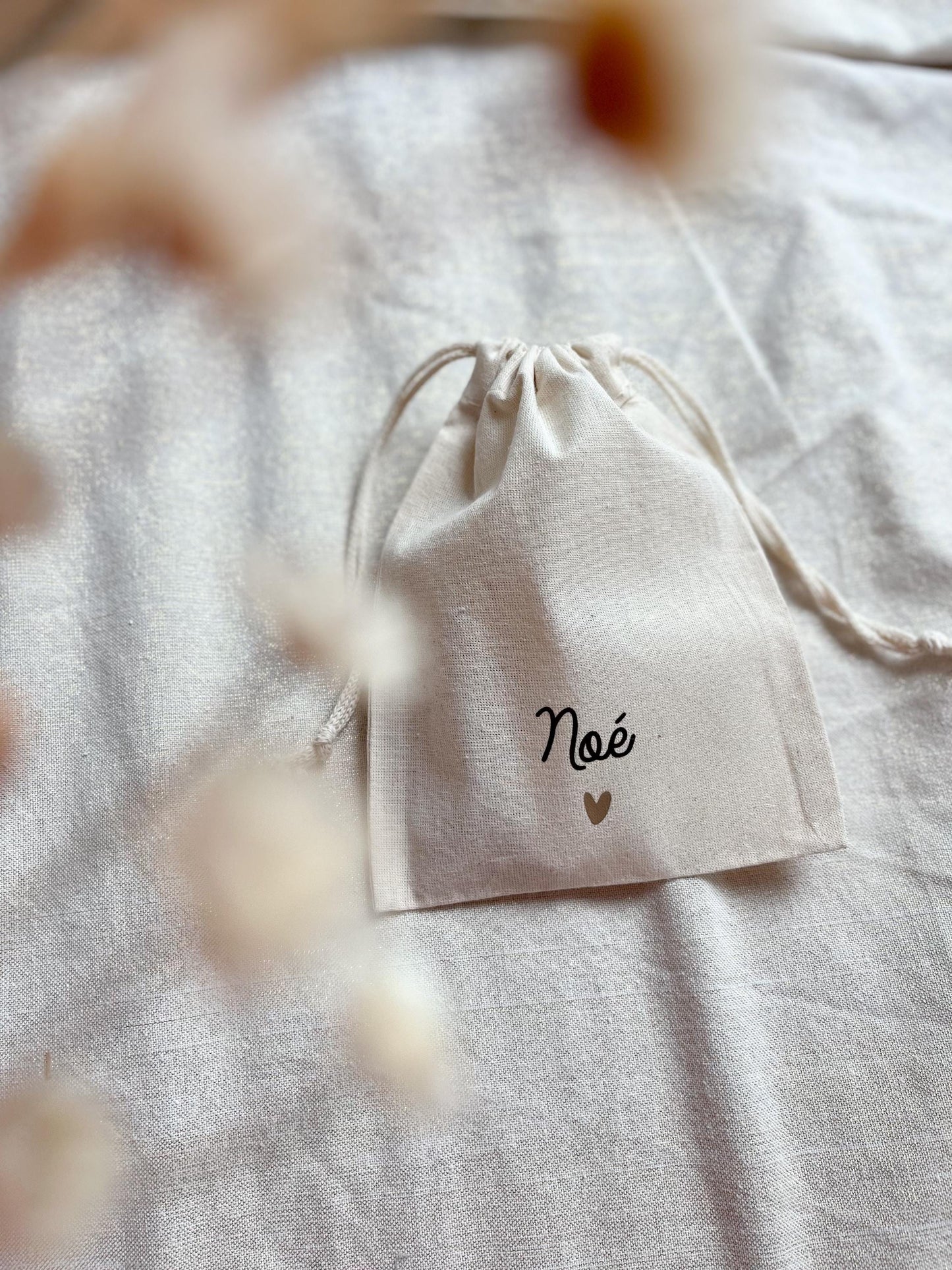 Bonnet de naissance et gants personnalisés – Cadeau naissance tout doux