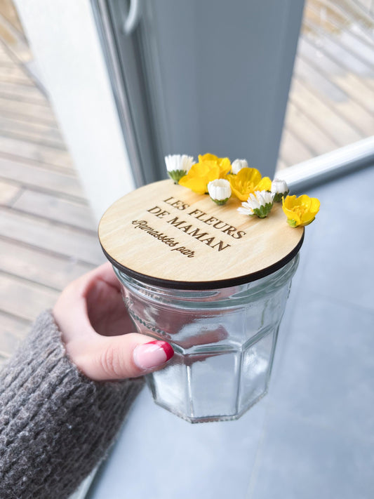 Couvercle en bois pour pot de confiture – Range-fleurs cueillies par les enfants