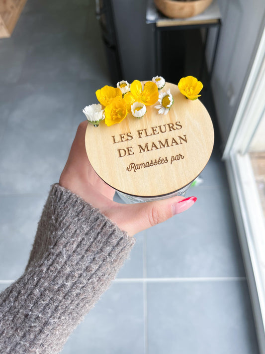 Couvercle en bois pour pot de confiture – Range-fleurs cueillies par les enfants